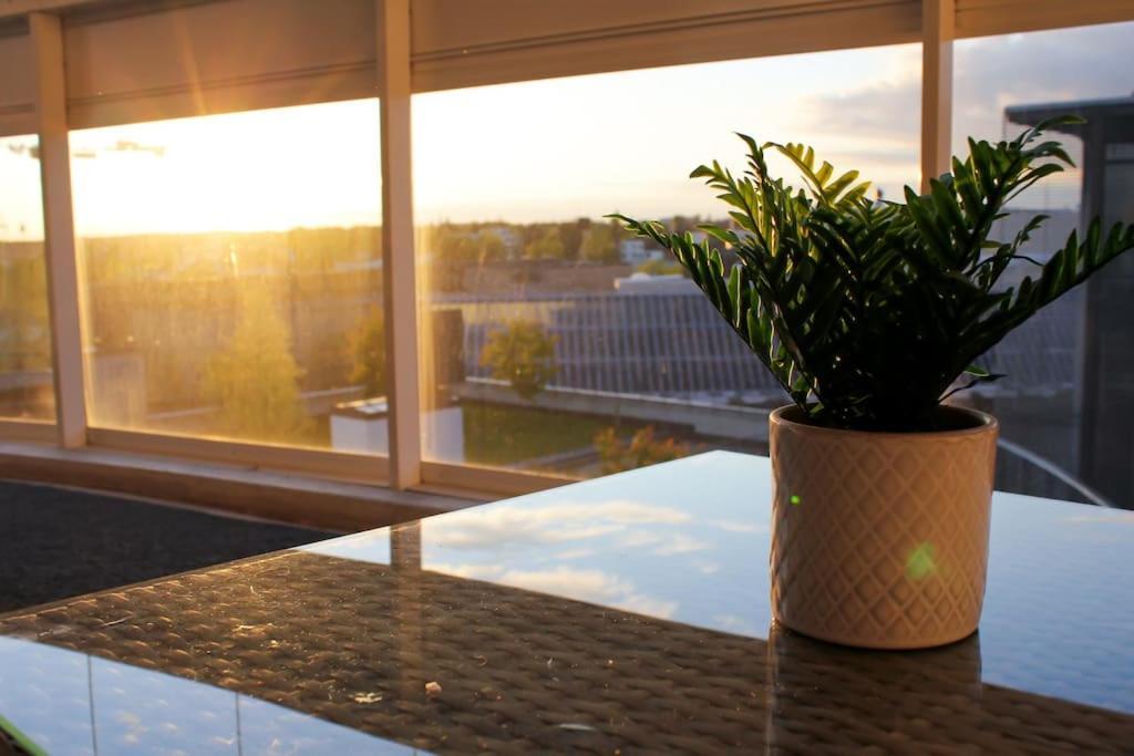 וואנטאה Modern Apartment With Sauna, Near Transit Hub/Dixi מראה חיצוני תמונה
