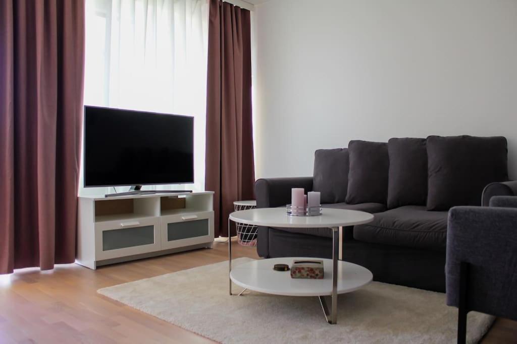 וואנטאה Modern Apartment With Sauna, Near Transit Hub/Dixi מראה חיצוני תמונה
