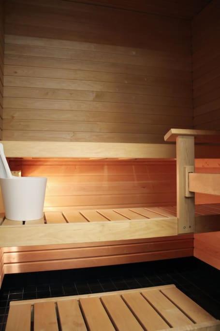 וואנטאה Modern Apartment With Sauna, Near Transit Hub/Dixi מראה חיצוני תמונה