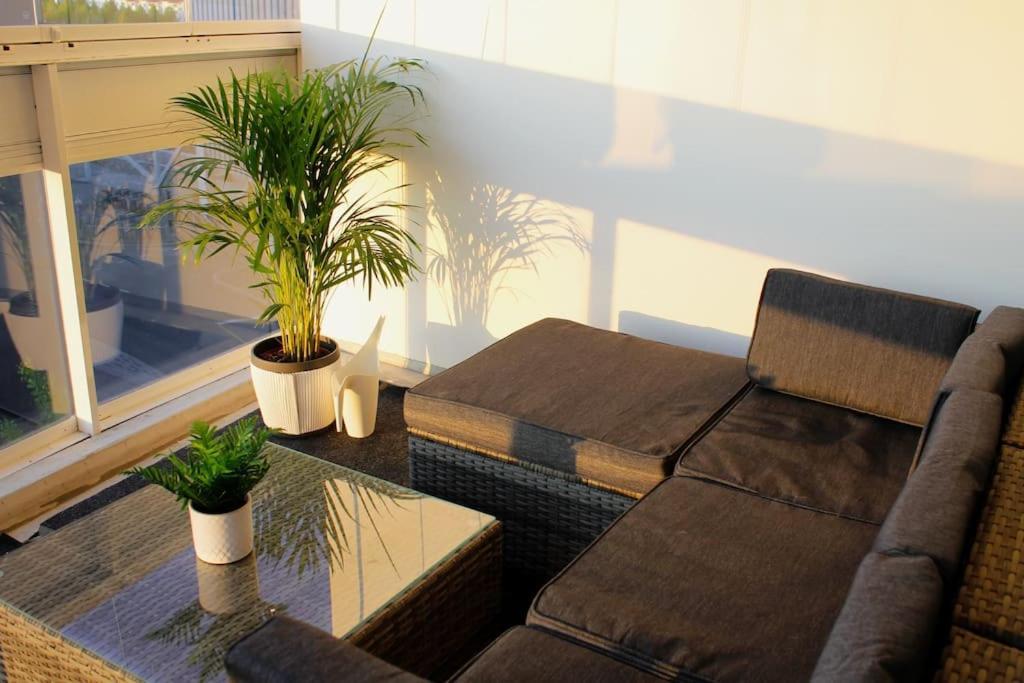 וואנטאה Modern Apartment With Sauna, Near Transit Hub/Dixi מראה חיצוני תמונה