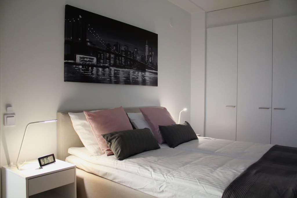 וואנטאה Modern Apartment With Sauna, Near Transit Hub/Dixi מראה חיצוני תמונה